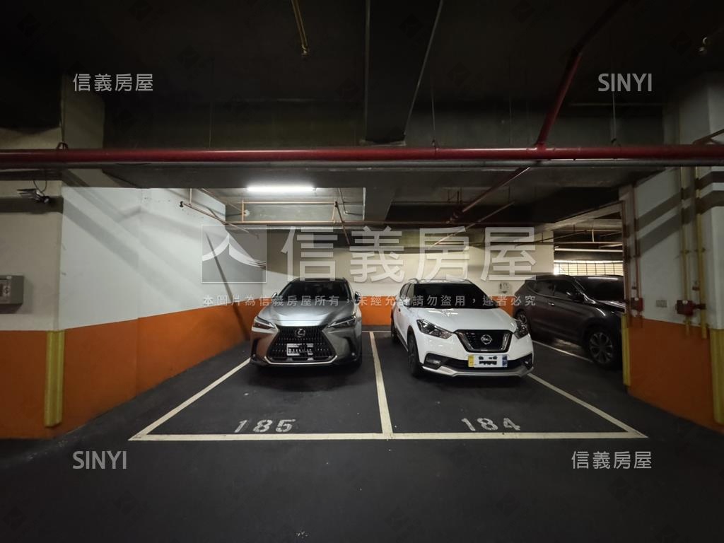 中和捷運四知新城四房車位房屋室內格局與周邊環境