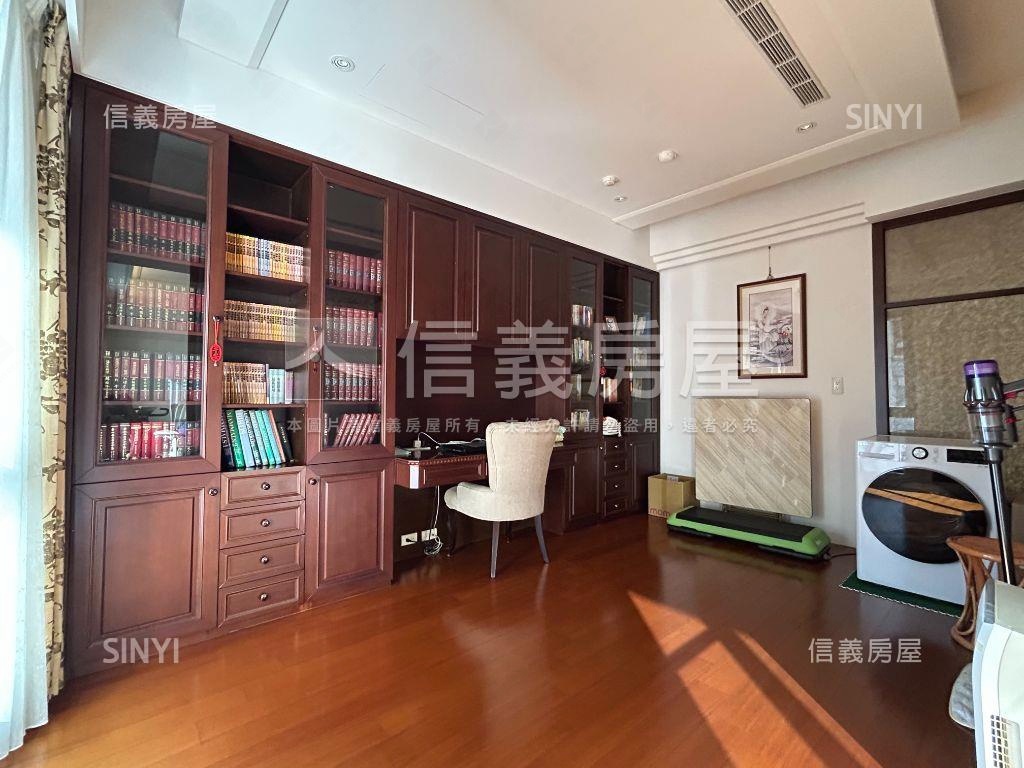 專任國美寶格麗精品豪邸房屋室內格局與周邊環境