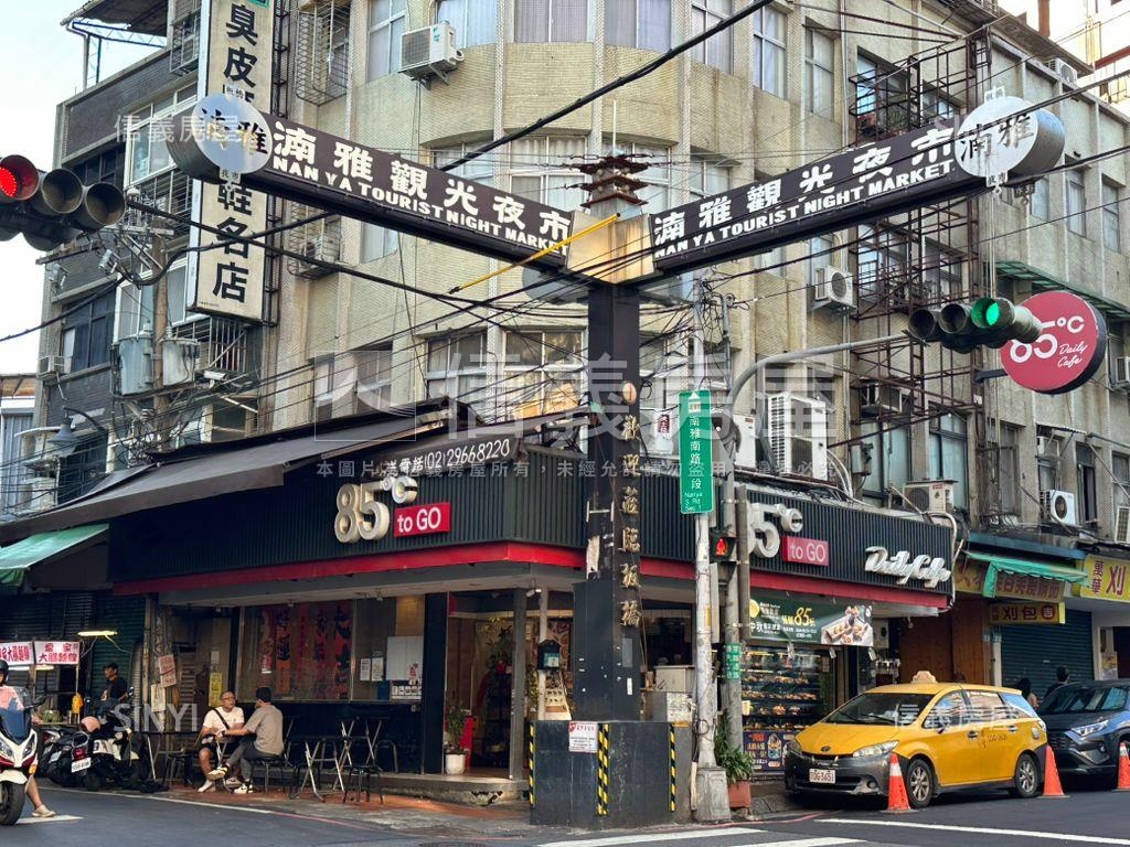 尚新板☆明廳明房雙衛開窗房屋室內格局與周邊環境