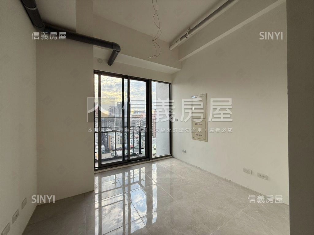 全新逢甲１０１七期視野戶房屋室內格局與周邊環境