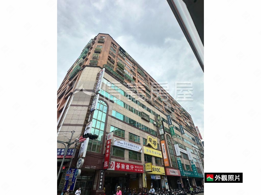 近捷運商用大時代店辦房屋室內格局與周邊環境