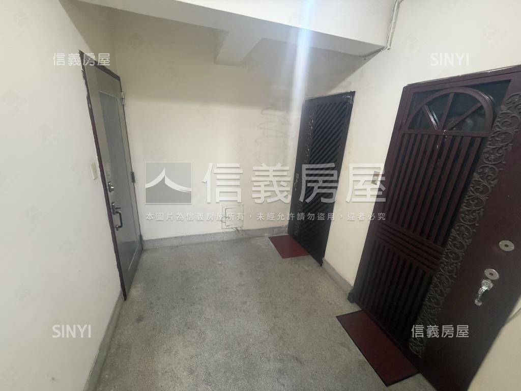 新生國小永康商圈黃金３樓房屋室內格局與周邊環境