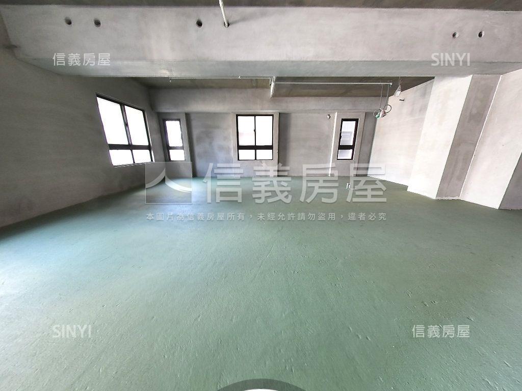 名人巷林鼎一邸前棟四車位房屋室內格局與周邊環境
