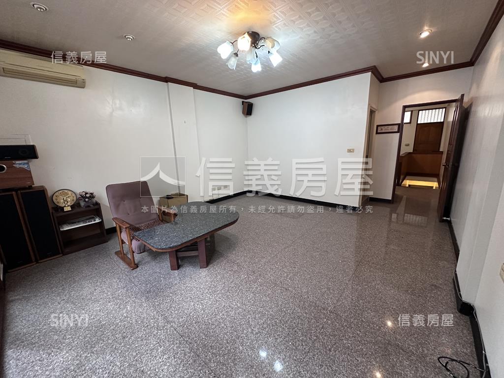 崇德路林森圖書新館店面房屋室內格局與周邊環境