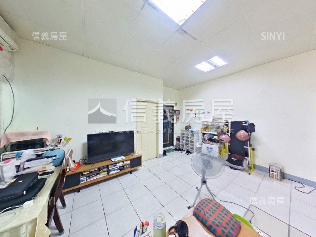 秀泰影城新樹路大吉利電梯房屋室內格局與周邊環境