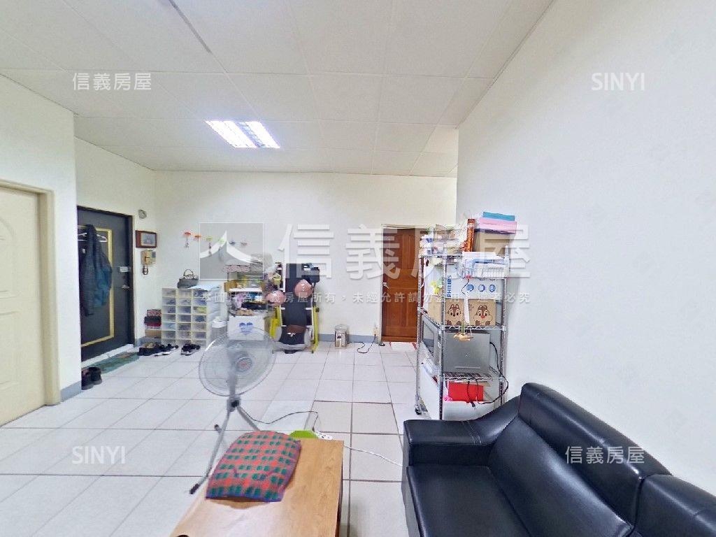 秀泰影城新樹路大吉利電梯房屋室內格局與周邊環境