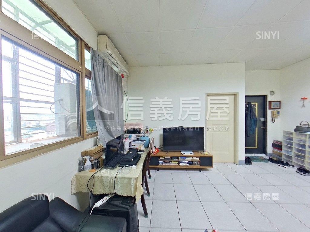 秀泰影城新樹路大吉利電梯房屋室內格局與周邊環境