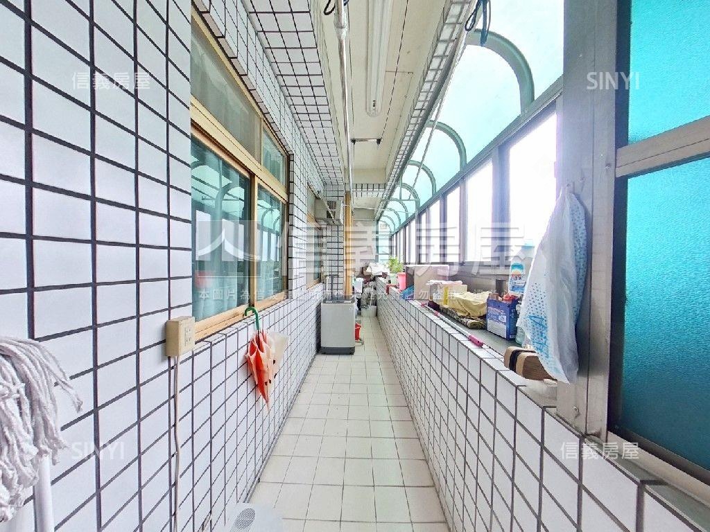 秀泰影城新樹路大吉利電梯房屋室內格局與周邊環境