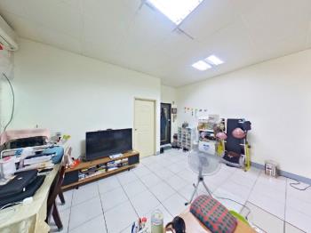 秀泰影城新樹路大吉利電梯