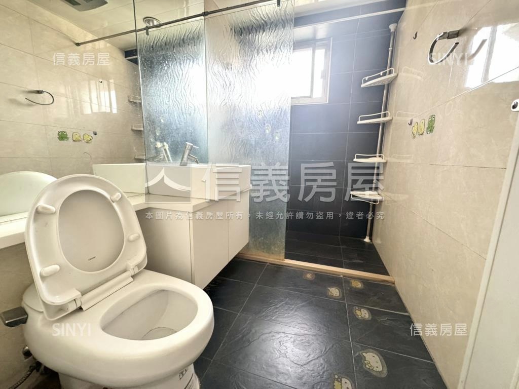 三多景觀．四房車位房屋室內格局與周邊環境