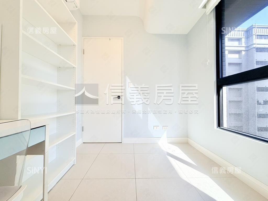 北側首選大美３房車位房屋室內格局與周邊環境