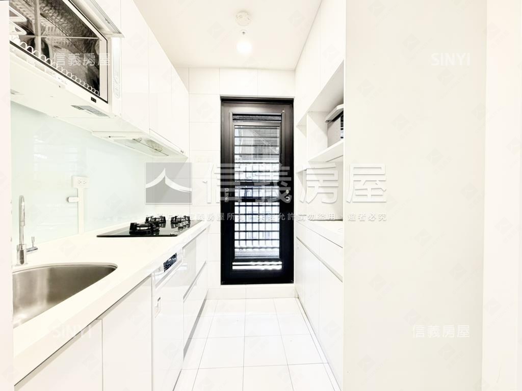 北側首選大美３房車位房屋室內格局與周邊環境