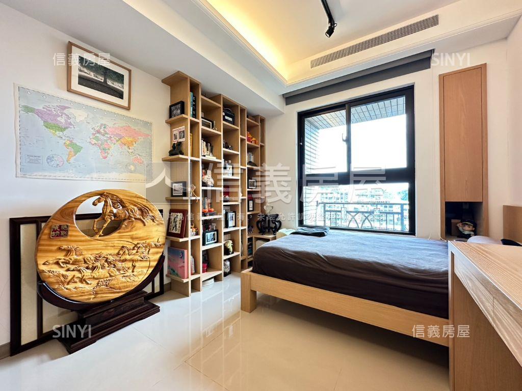 專任台大緣邊間明亮附車位房屋室內格局與周邊環境