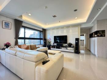 專任台大緣邊間明亮附車位