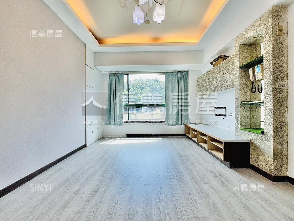 星光ＣＩＴＹ山景三房車房屋室內格局與周邊環境