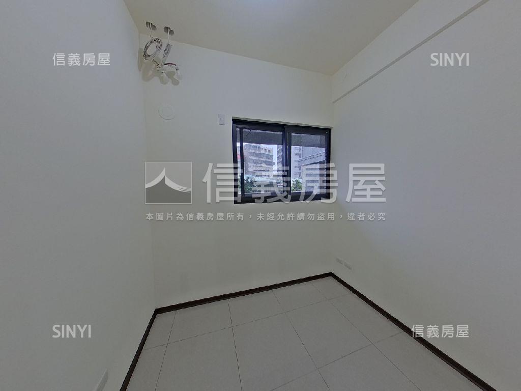 城閱露臺毛孩天堂房屋室內格局與周邊環境