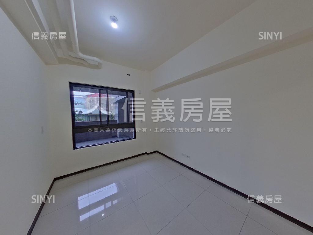 城閱露臺毛孩天堂房屋室內格局與周邊環境