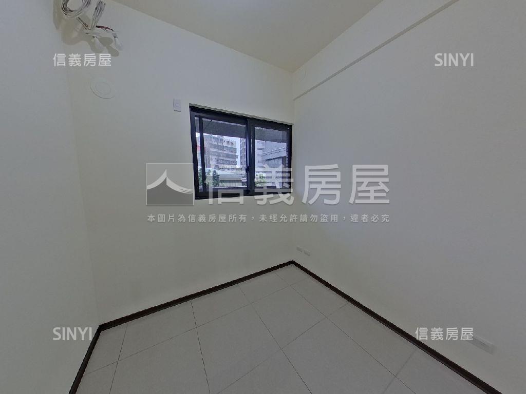 城閱露臺毛孩天堂房屋室內格局與周邊環境