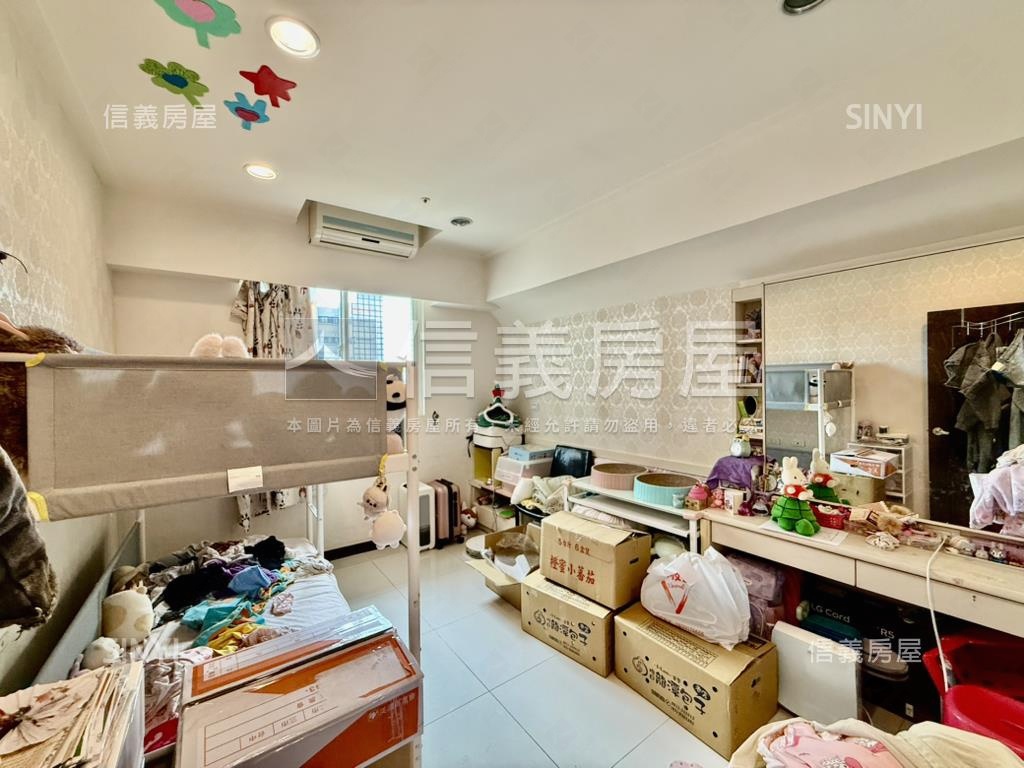 峇里ＶＩＴＡ‧兩房車位房屋室內格局與周邊環境