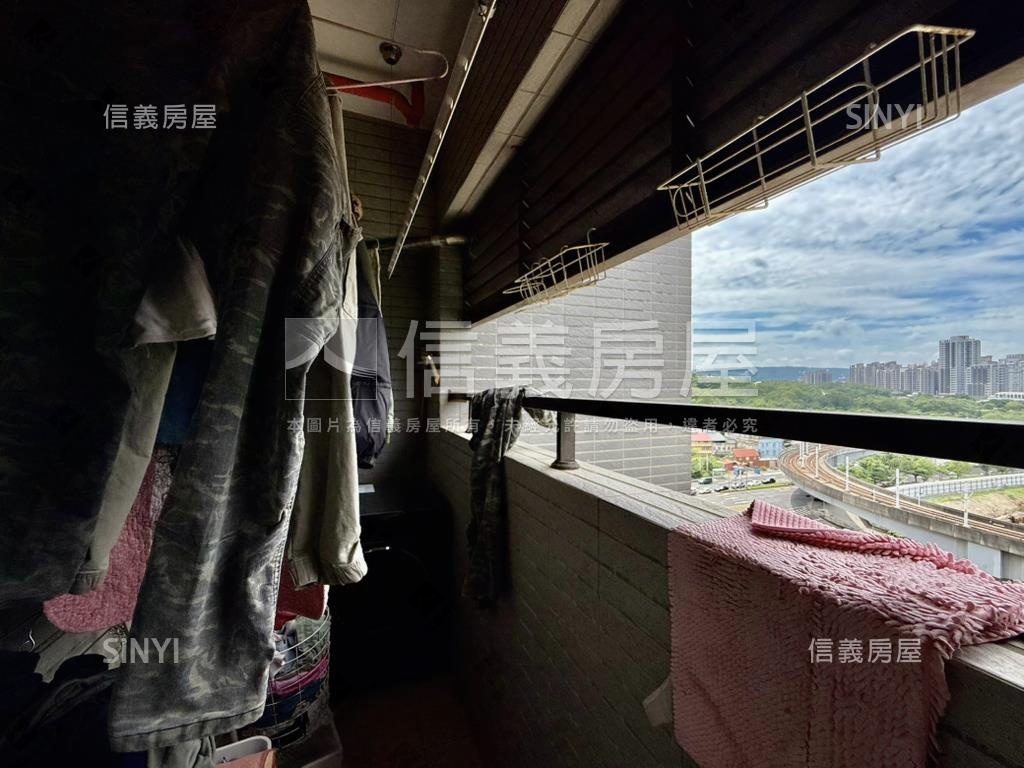峇里ＶＩＴＡ‧兩房車位房屋室內格局與周邊環境
