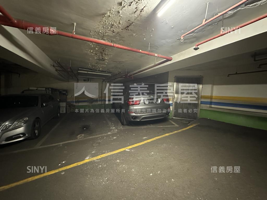 山水高樓面公園四房車位房屋室內格局與周邊環境