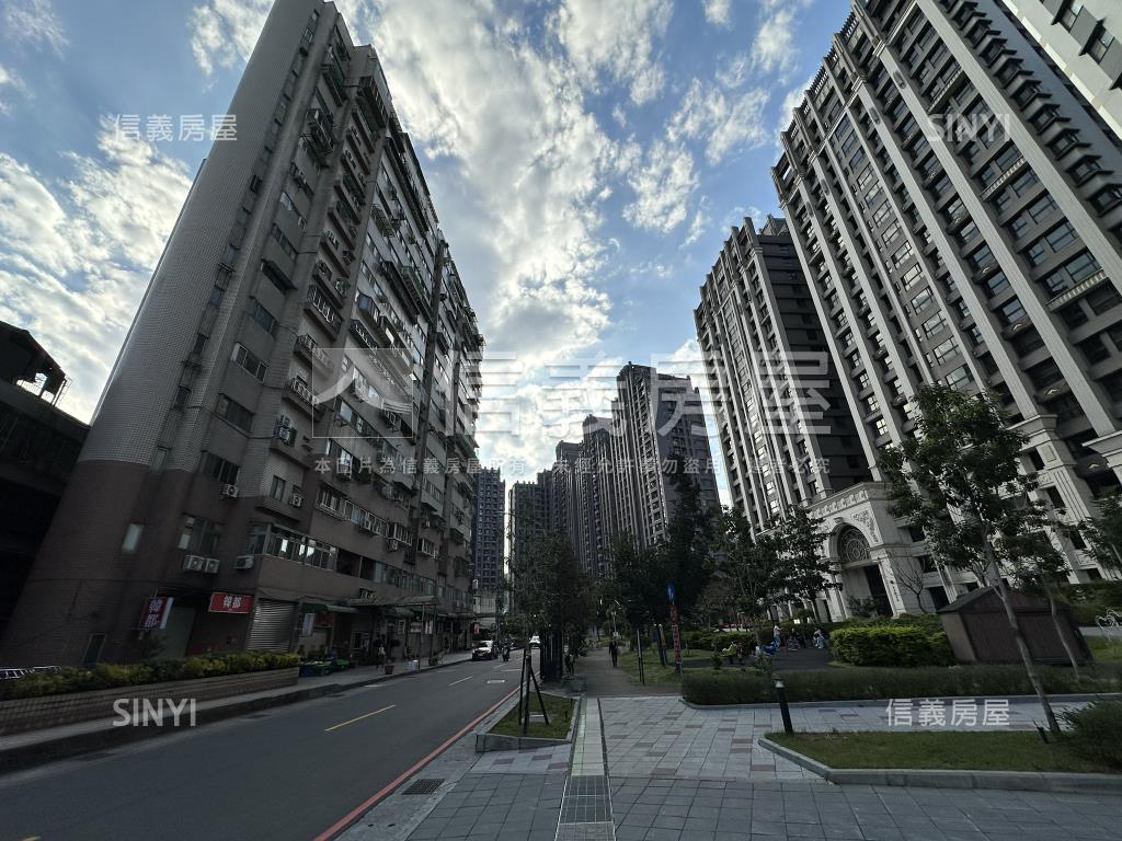 山水高樓面公園四房車位房屋室內格局與周邊環境