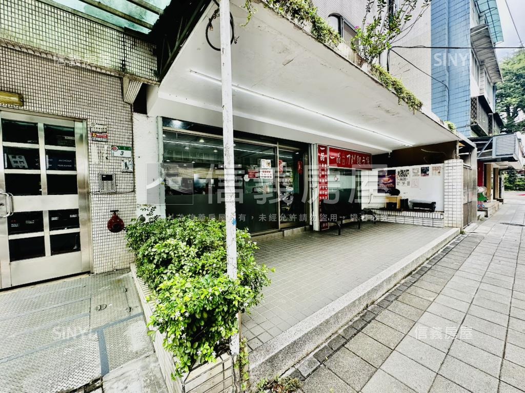 天玉大空間金店面房屋室內格局與周邊環境