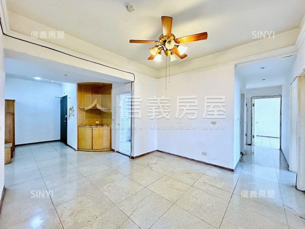 近美國馬禮遜五房平車房屋室內格局與周邊環境