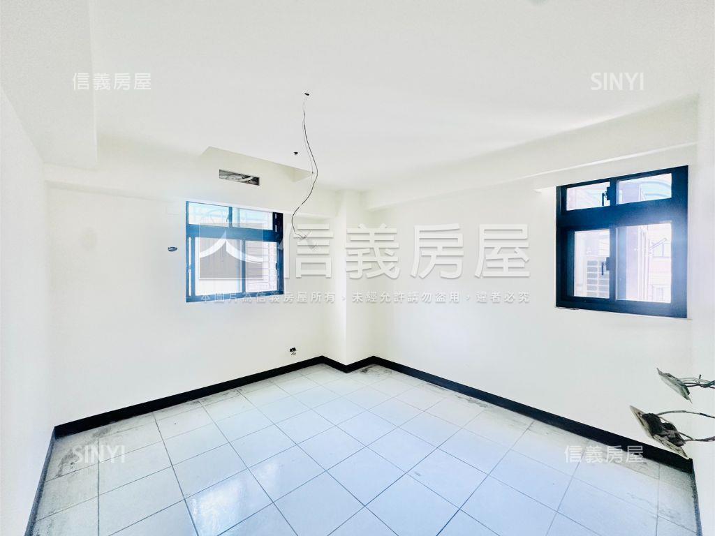 綠寶石公園旁景觀大兩房房屋室內格局與周邊環境