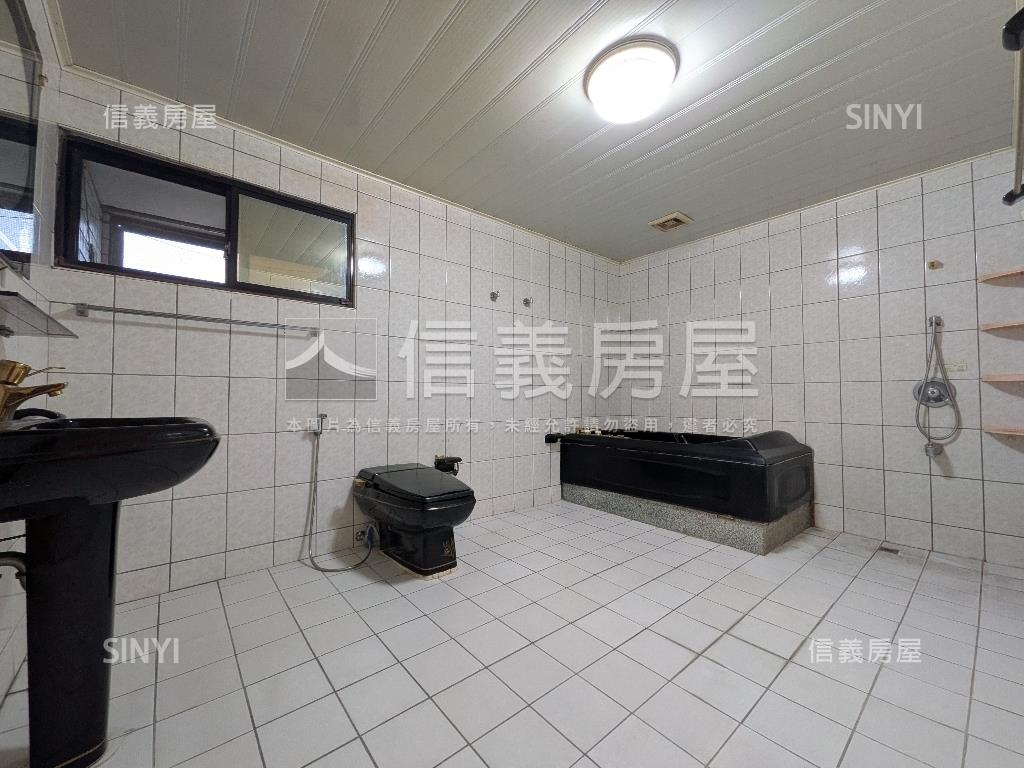 近旅順公園大三房平車房屋室內格局與周邊環境