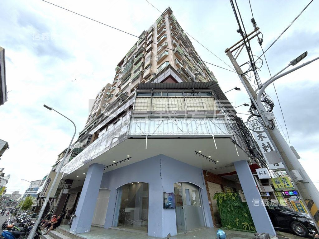 善化市心。角窗店面房屋室內格局與周邊環境