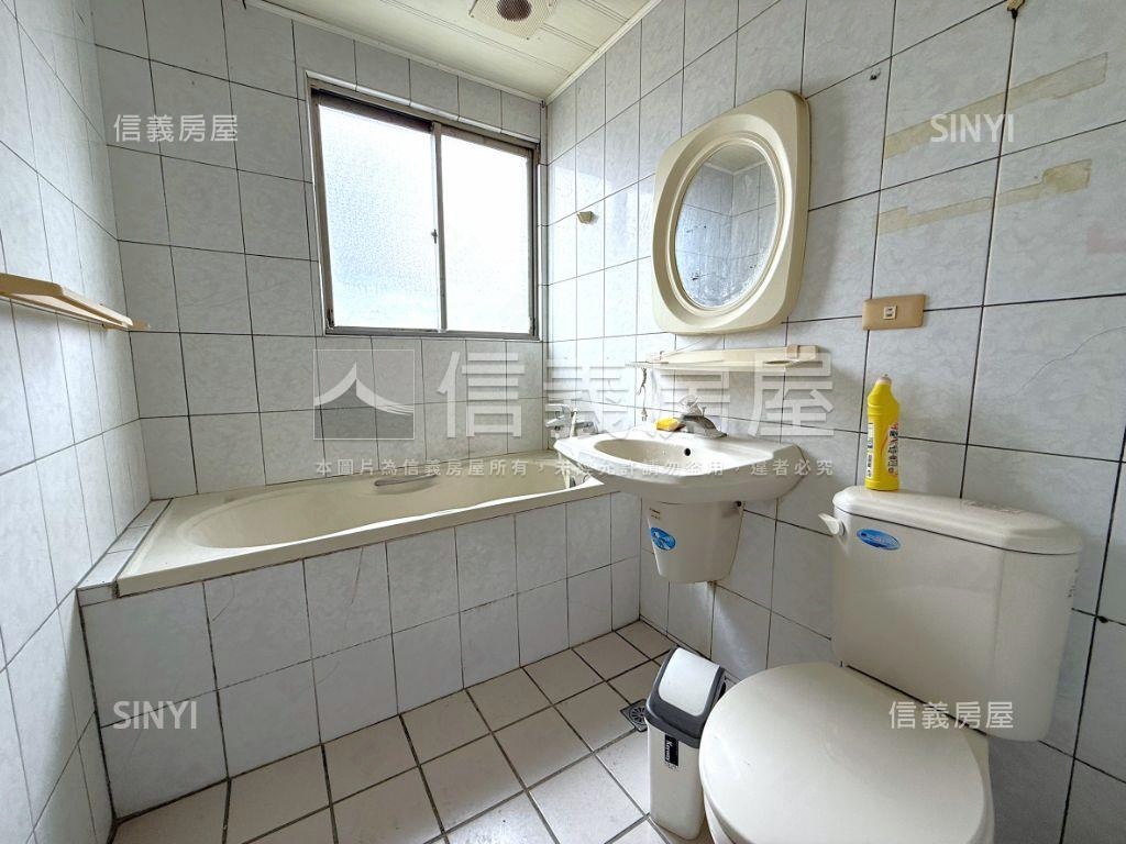 善化市心。角窗店面房屋室內格局與周邊環境