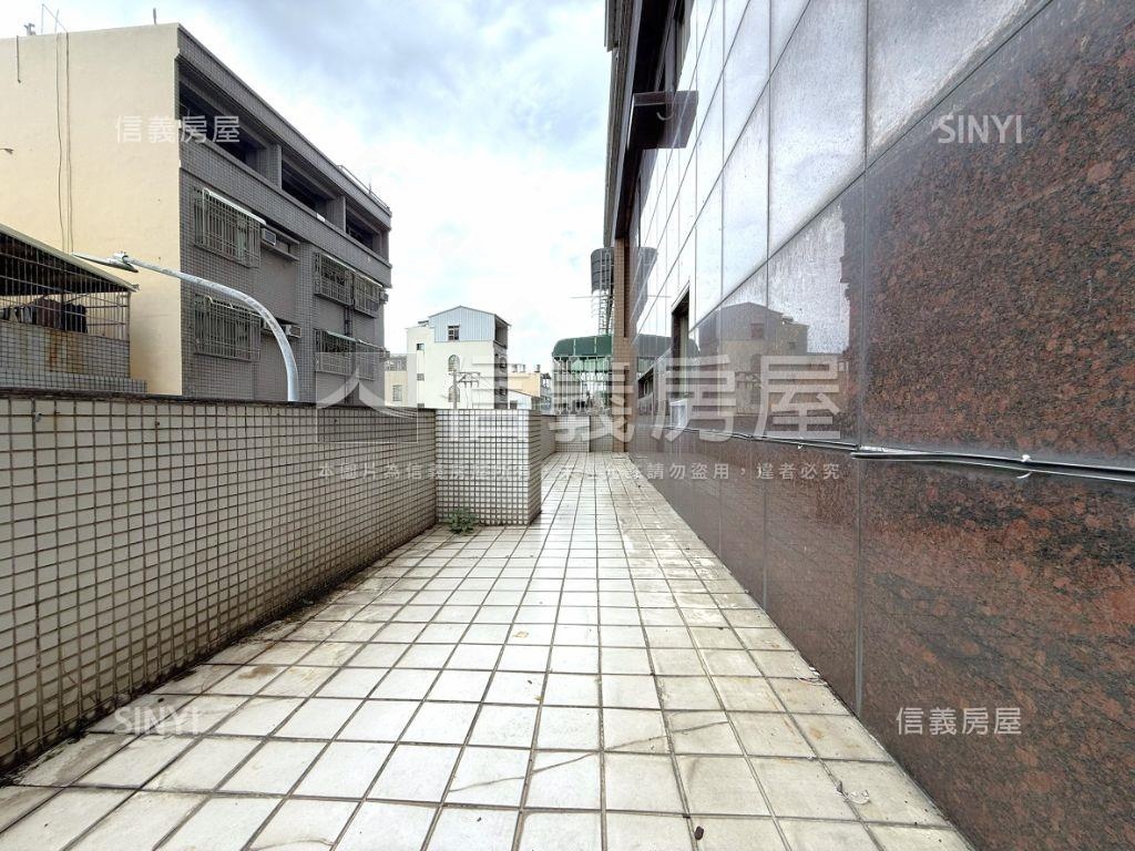 善化市心。角窗店面房屋室內格局與周邊環境