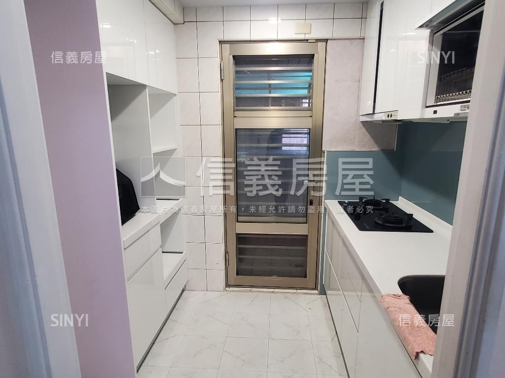 台北威尼斯裝潢大空間房屋室內格局與周邊環境