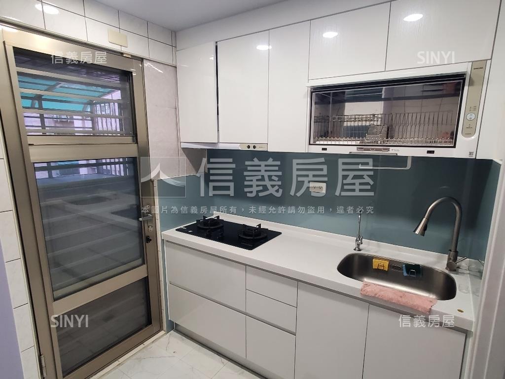 台北威尼斯裝潢大空間房屋室內格局與周邊環境