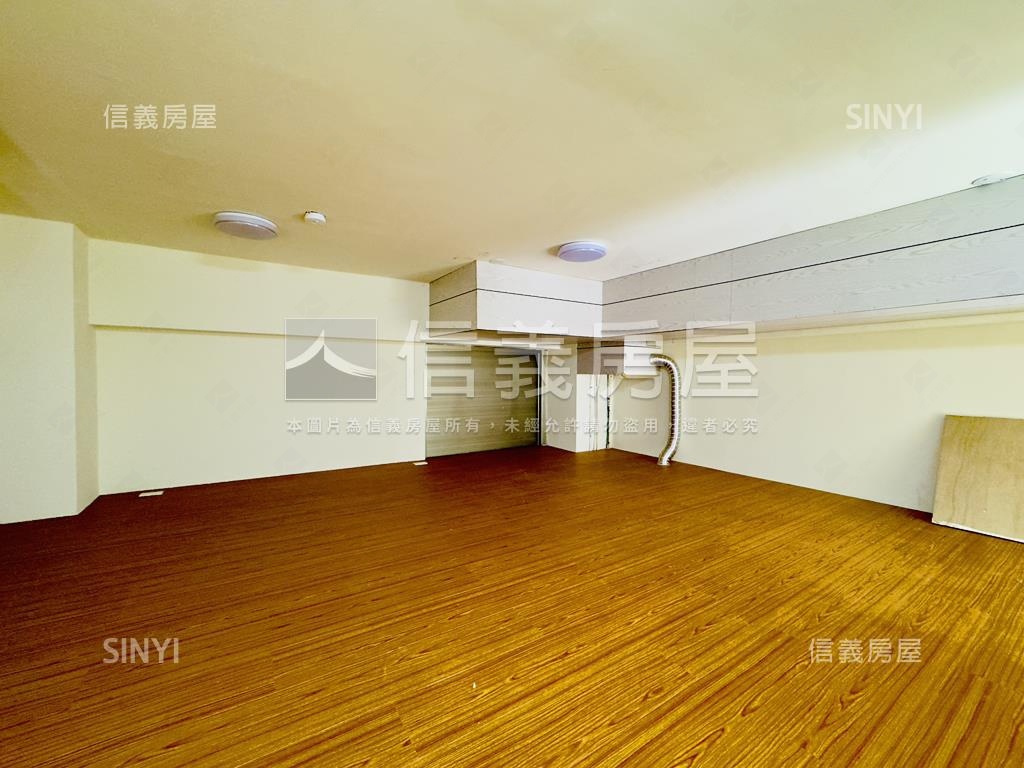 區公所魔術一樓大空間房屋室內格局與周邊環境