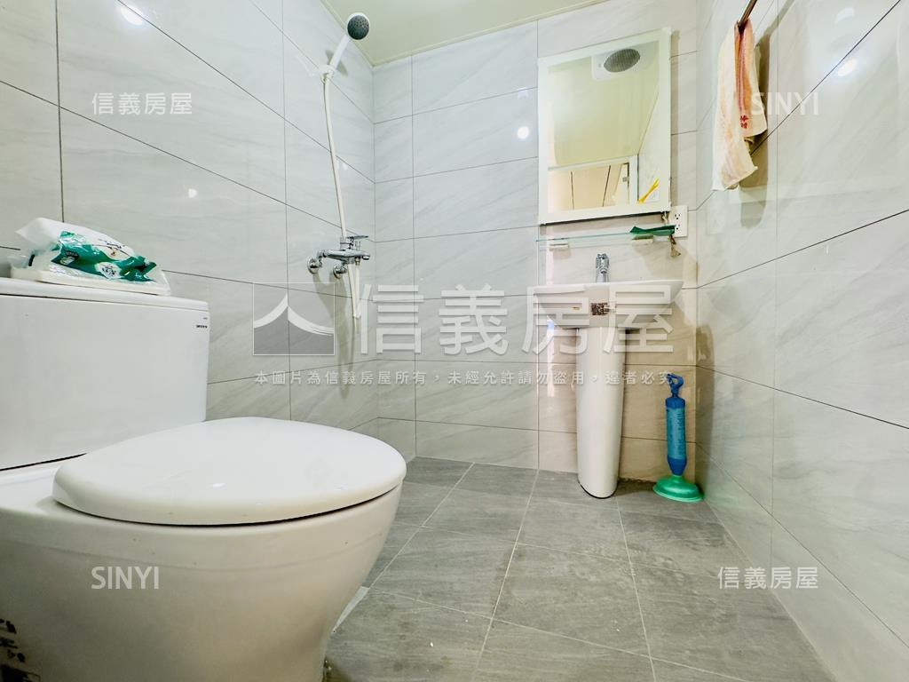 區公所魔術一樓大空間房屋室內格局與周邊環境