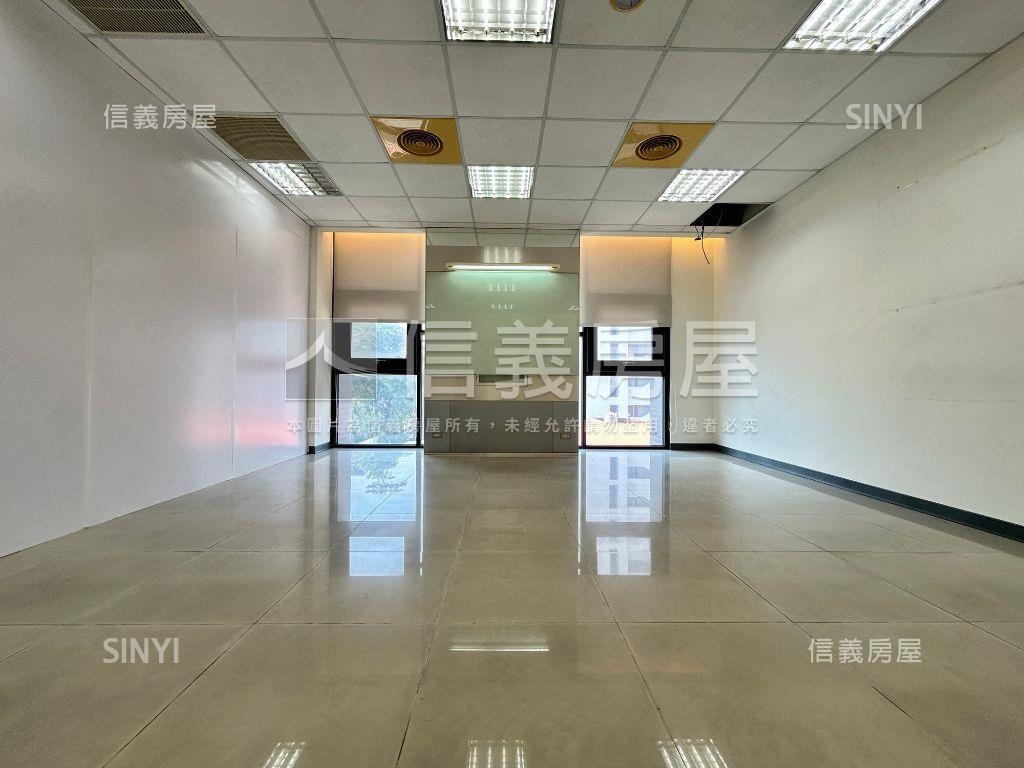 南區角間整棟店面房屋室內格局與周邊環境