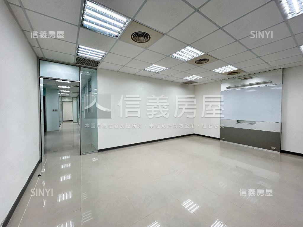 南區角間整棟店面房屋室內格局與周邊環境