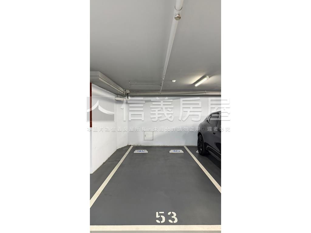 觀瀾３房坡平車位房屋室內格局與周邊環境