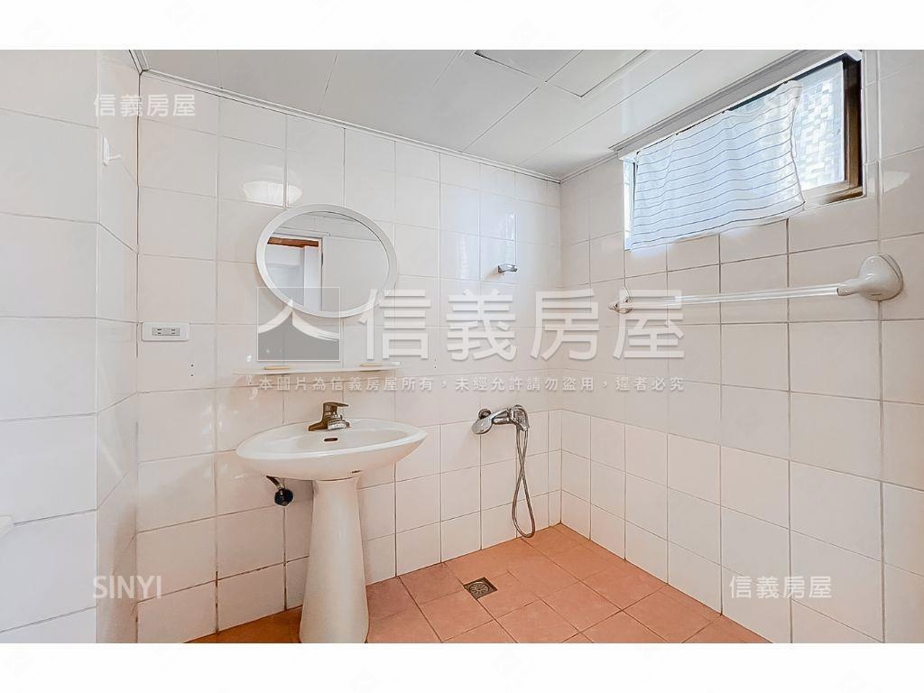 近中國醫大三房高樓視野讚房屋室內格局與周邊環境