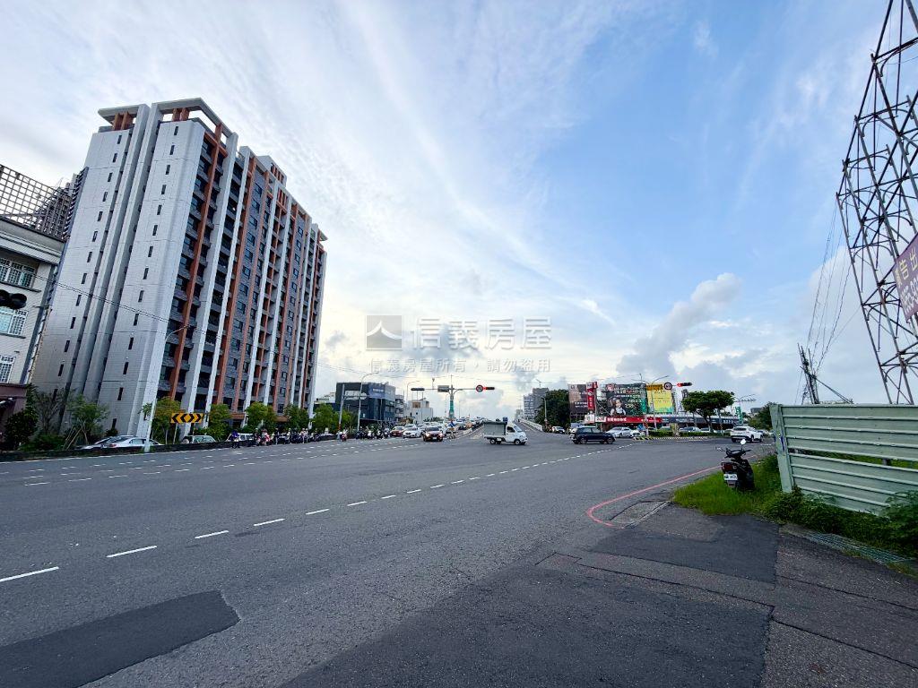 中華北路正路面黃金美地Ｂ房屋室內格局與周邊環境