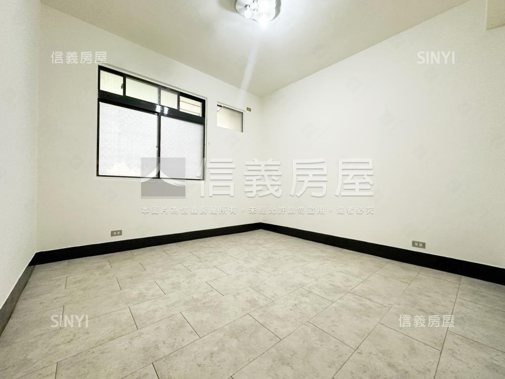 鬧中取靜邊間開窗標格公寓房屋室內格局與周邊環境