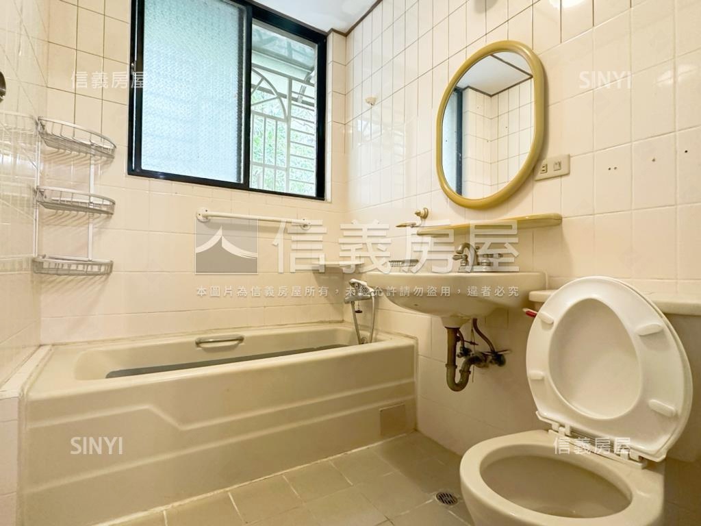 鬧中取靜邊間開窗標格公寓房屋室內格局與周邊環境
