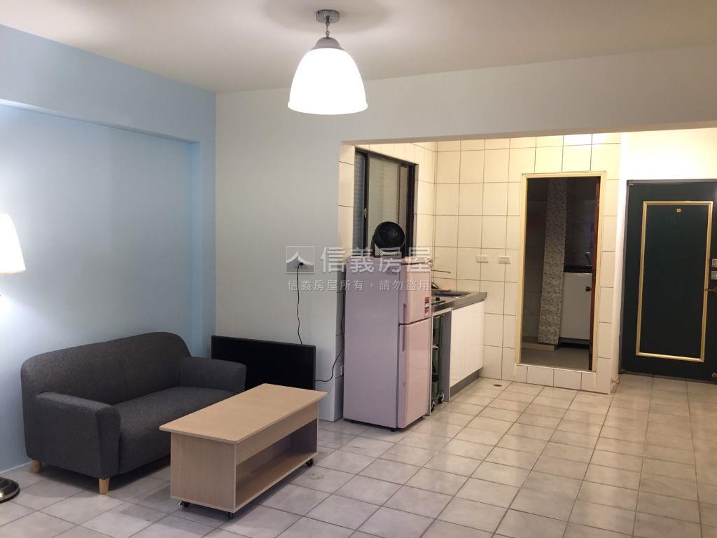 低總價光華電梯套房房屋室內格局與周邊環境