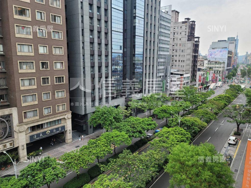 信義京華苑四房車位房屋室內格局與周邊環境