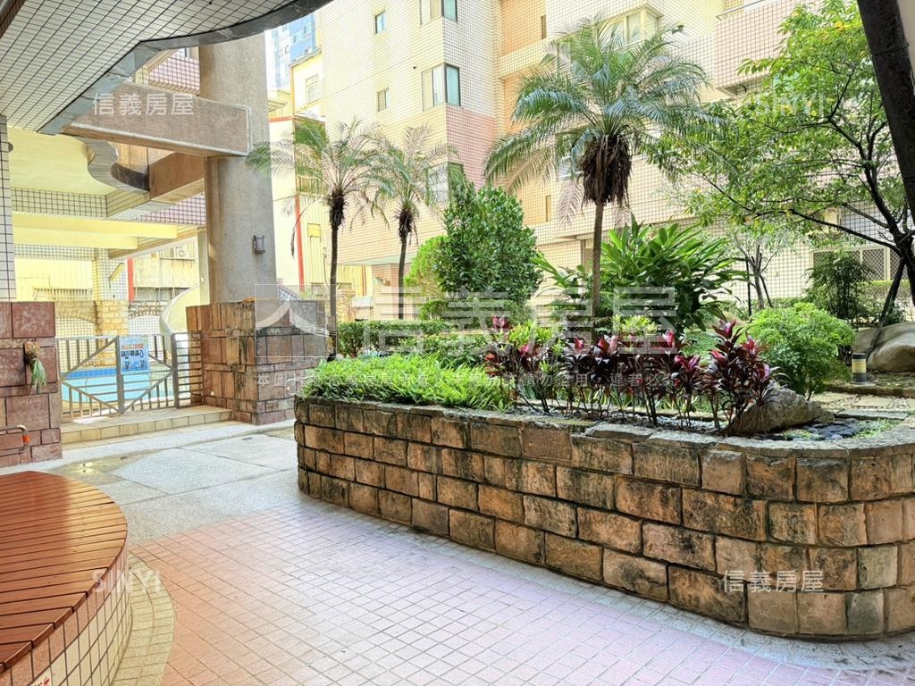 中科御景江山視野三房車位房屋室內格局與周邊環境