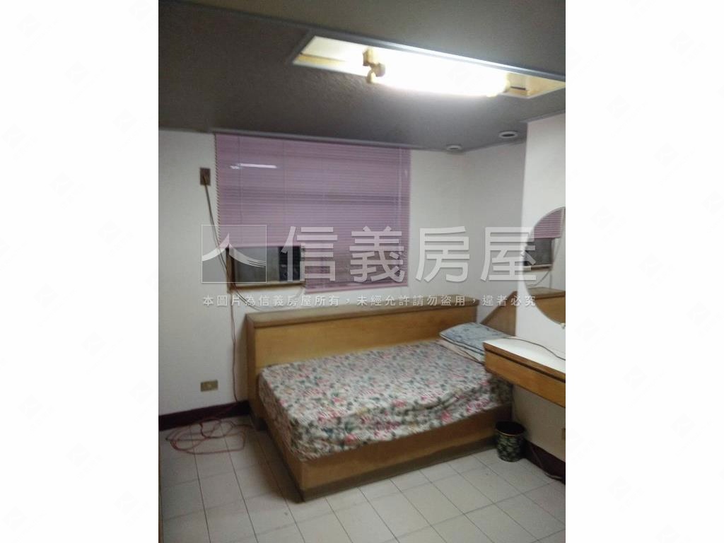 近輕軌中正山水大四房房屋室內格局與周邊環境