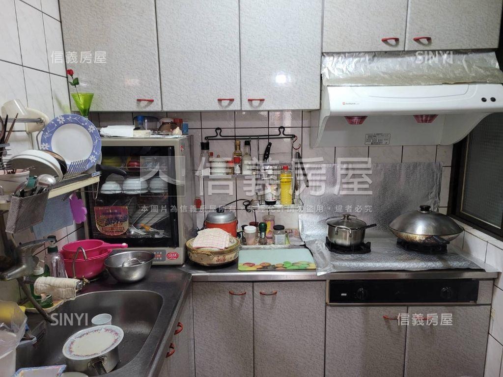 民生社區靜巷頂加房屋室內格局與周邊環境