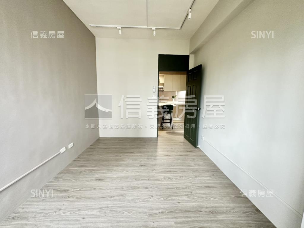 園道旁侘寂風中島餐廚２房房屋室內格局與周邊環境